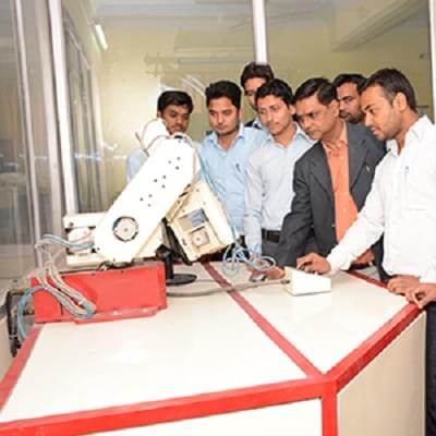 Azad Institute of Pharmacy and Research Lucknow Infrastructure photo 4